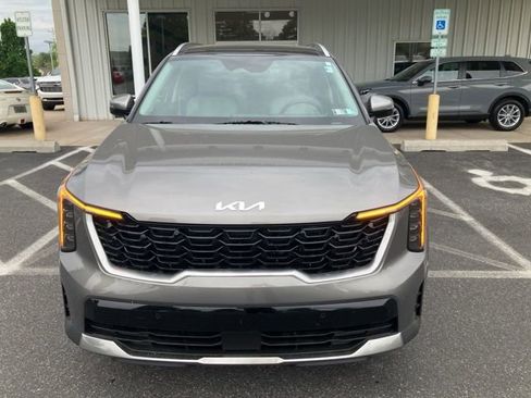 Used 2025 Kia Sorento EX w/ EX Panoramic Sunroof Package AWD/4WD image 8