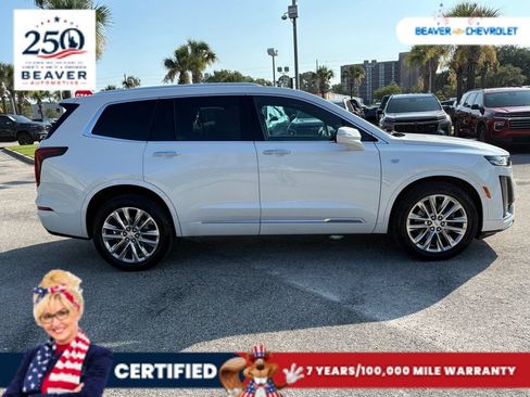 Used 2024 Cadillac XT6 Premium Luxury AWD/4WD image 8