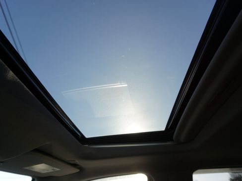 Used 2021 GMC Sierra 1500 Elevation image 24