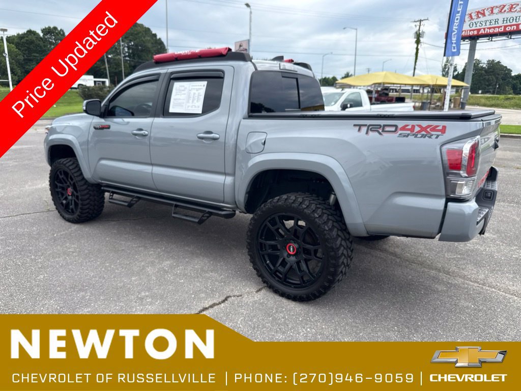 Used 2021 Toyota Tacoma TRD Sport AWD/4WD image 19