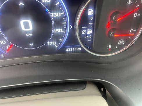 Used 2024 Chevrolet Malibu LT image 40