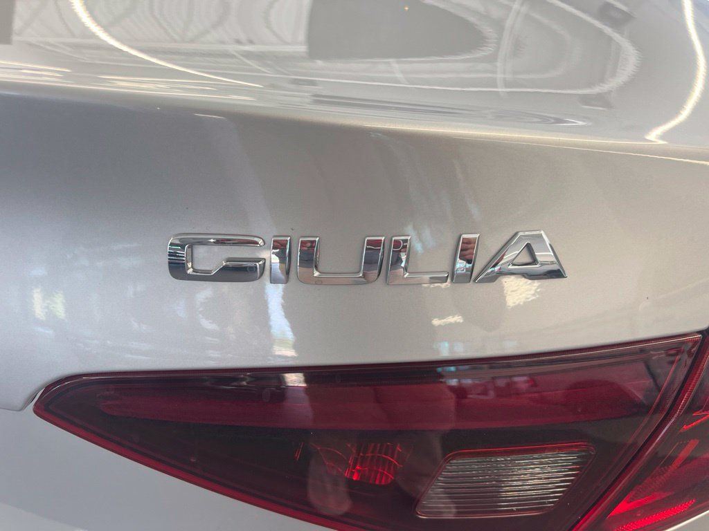 Used 2017 Alfa Romeo Giulia Ti w/ TI 19" Sport Package RWD image 19
