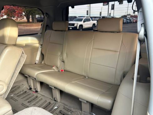 Used 2012 Nissan Armada Platinum image 23