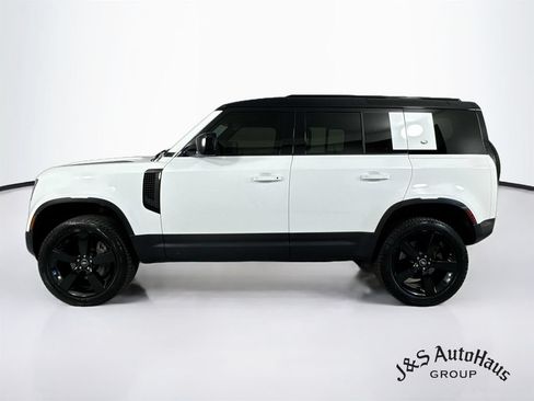 Used 2022 Land Rover Defender 110 S AWD/4WD image 4