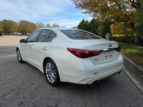 Used 2018 INFINITI Q50 Luxe w/ Essential Package (3.0T Luxe) AWD/4WD image 3