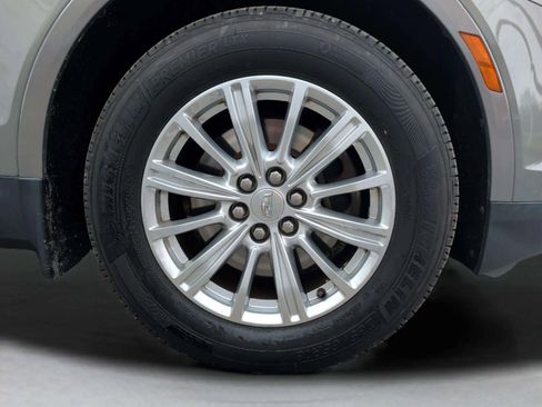 Used 2019 Cadillac XT5 Sport Utility 4D image 36