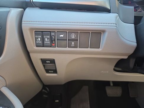 Used 2022 Honda Odyssey EX-L image 28