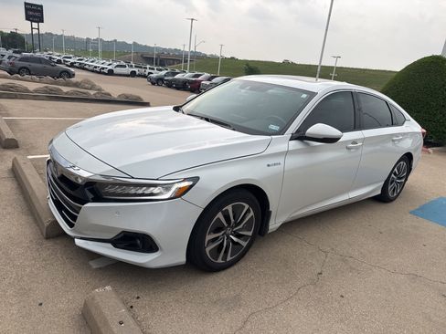 Used 2022 Honda Accord EX-L image 1