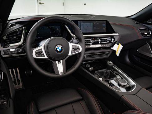 New 2026 BMW Z4 M40i RWD image 5