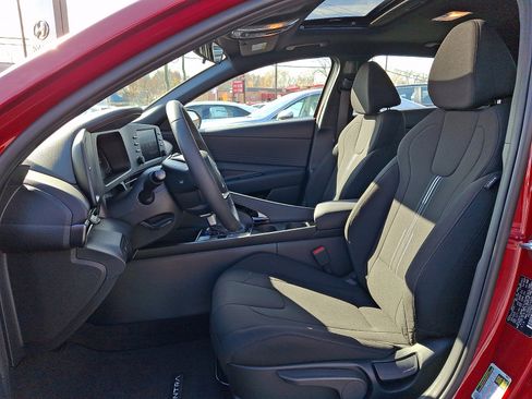 New 2026 Hyundai Elantra SEL Sport Premium image 6