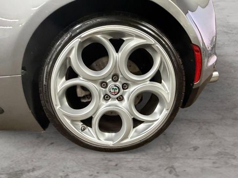 Used 2018 Alfa Romeo 4C Spider w/ Convenience Group - Spider image 5