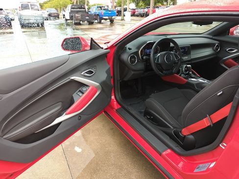 Used 2022 Chevrolet Camaro LT w/ RS Package RWD image 7