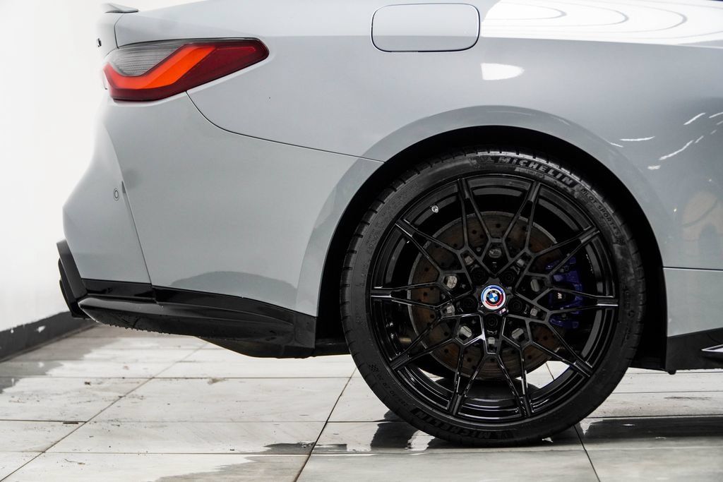 Used 2022 BMW M4 Coupe w/ Executive Package RWD image 10