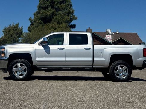 Used 2015 Chevrolet Silverado 2500 LTZ w/ Duramax Plus Package image 7