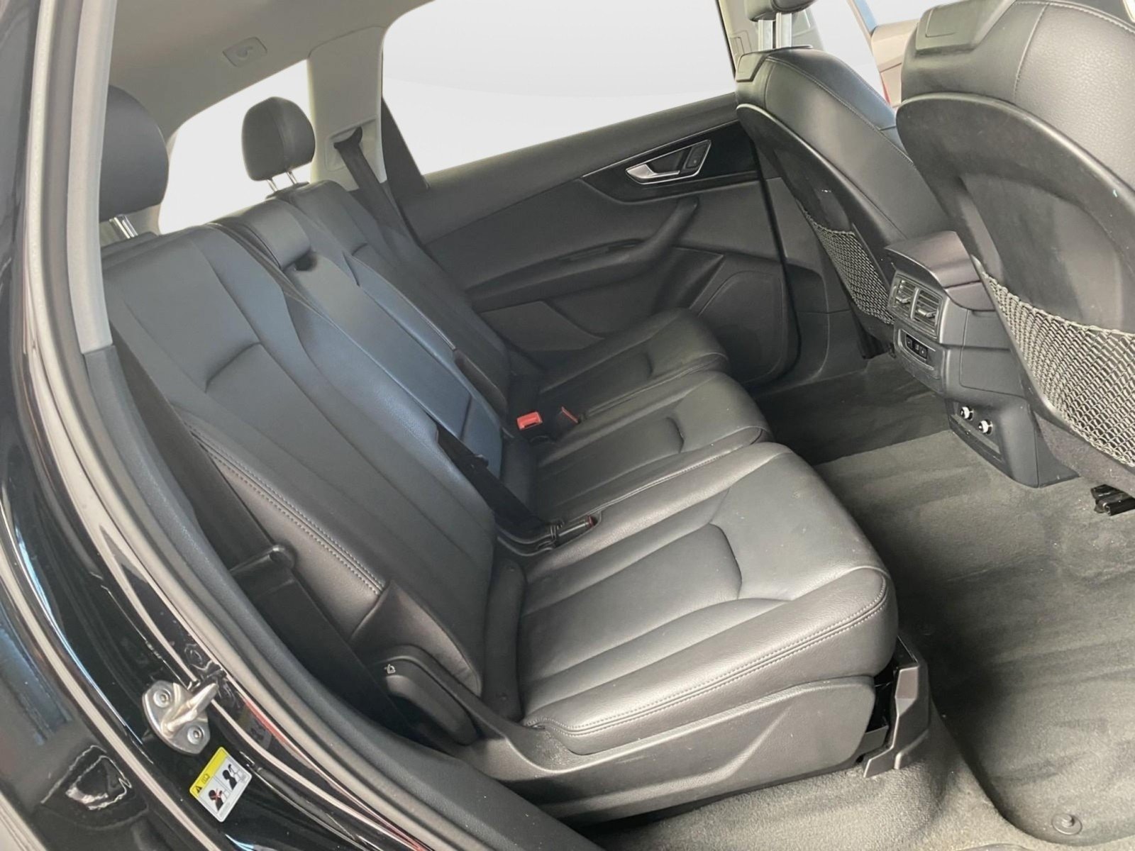 Used 2019 Audi Q7 3.0T Premium w/ Convenience Package AWD/4WD image 12