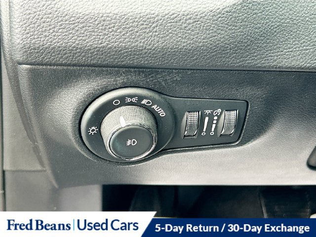 Used 2019 Jeep Compass Latitude w/ Popular Equipment Group AWD/4WD image 16