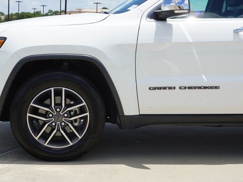 Used 2020 Jeep Grand Cherokee Limited w/ Luxury Group II RWD image 10