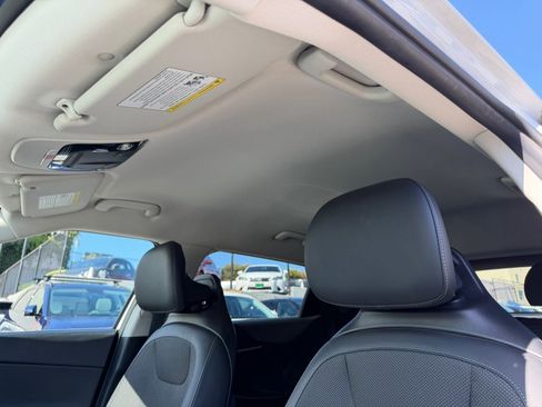 Used 2024 Kia EV6 Light AWD/4WD image 19