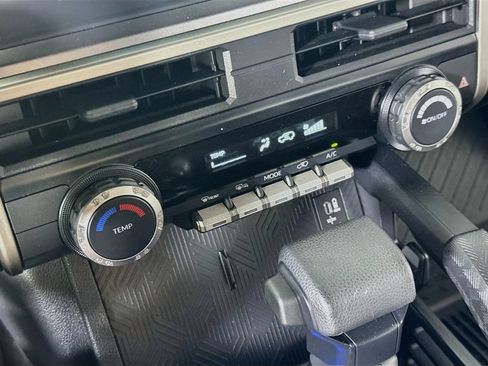 Used 2025 Toyota 4Runner SR5 RWD image 28