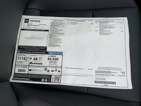 New 2026 Toyota Prius Plug-In Hybrid FWD image 39