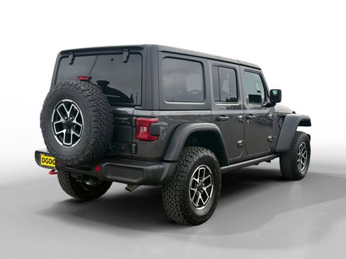 Used 2024 Jeep Wrangler Unlimited Rubicon image 5