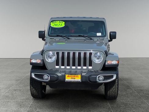 Used 2023 Jeep Wrangler Sahara image 8