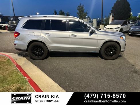 Used 2018 Mercedes-Benz GLS 450 4MATIC image 3