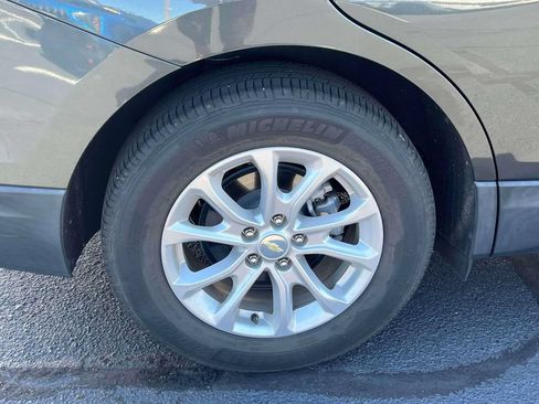 Used 2019 Chevrolet Equinox LT FWD image 11