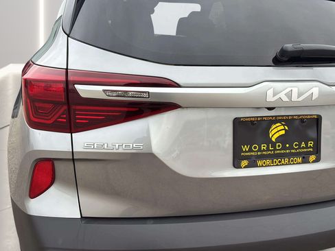 Used 2023 Kia Seltos S FWD image 31