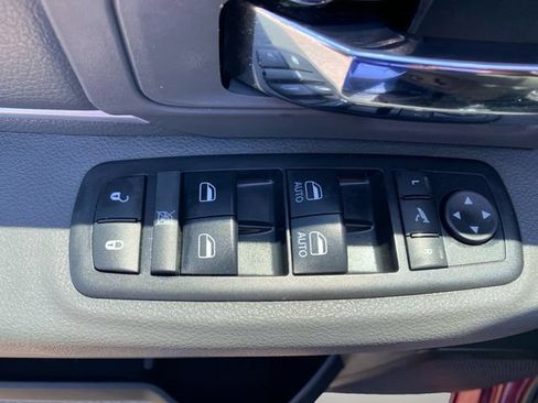 Used 2019 RAM 1500 Big Horn AWD/4WD image 17