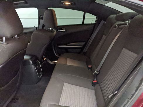 Used 2022 Dodge Charger Scat Pack w/ Driver Convenience Group image 25