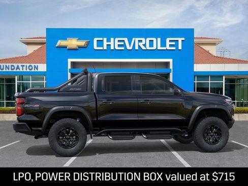 New 2026 Chevrolet Colorado ZR2 w/ Midnight Edition AWD/4WD image 6