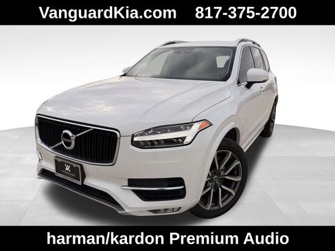 Used 2019 Volvo XC90 T5 Momentum w/ Multimedia Package image 3