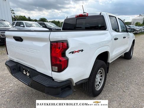 Used 2026 Chevrolet Colorado W/T AWD/4WD image 5