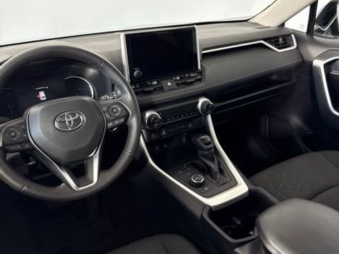 Used 2024 Toyota RAV4 XLE w/ Convenience Package AWD/4WD image 11