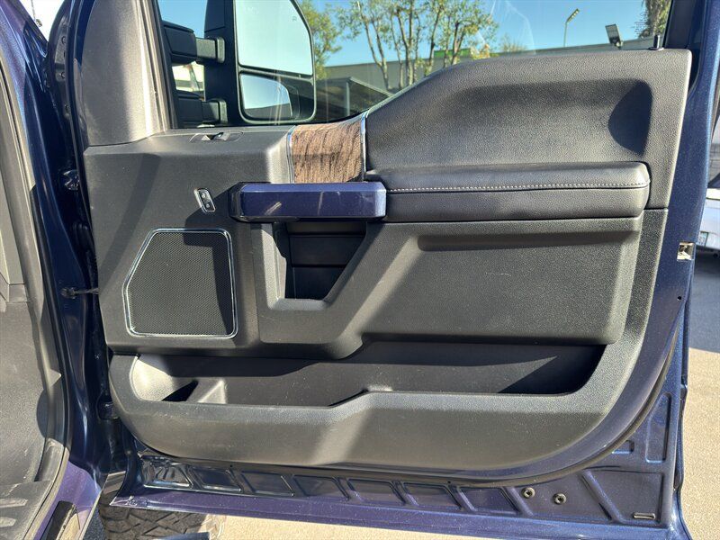 Used 2019 Ford F250 Lariat AWD/4WD image 44