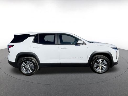 Used 2025 Chevrolet Equinox LT image 16