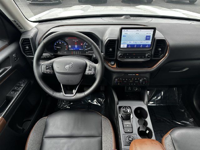 Certified 2024 Ford Bronco Sport Outer Banks w/ Tech Package AWD/4WD image 13