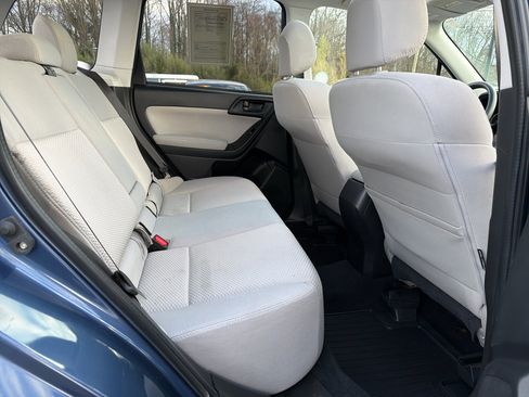 Used 2014 Subaru Forester 2.5i Premium w/ All-Weather Package image 21