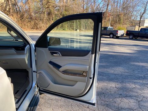 Used 2015 GMC Yukon XL Denali w/ Touring Package image 68