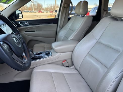 Used 2019 Jeep Grand Cherokee Limited w/ Luxury Group II image 14