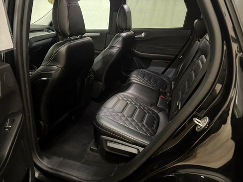 Used 2024 Ford Escape Platinum w/ Premium Technology Package image 24