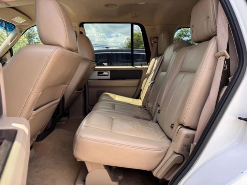 Used 2011 Ford Expedition XLT w/ 201A Rapid Spec Order Code RWD image 17