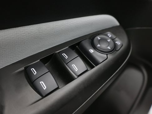 Used 2024 Buick Envista Preferred FWD image 13
