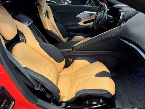 Used 2023 Chevrolet Corvette Stingray Preferred Cpe w/ 2LT image 31