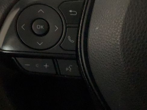 Certified 2021 Toyota RAV4 LE FWD image 15