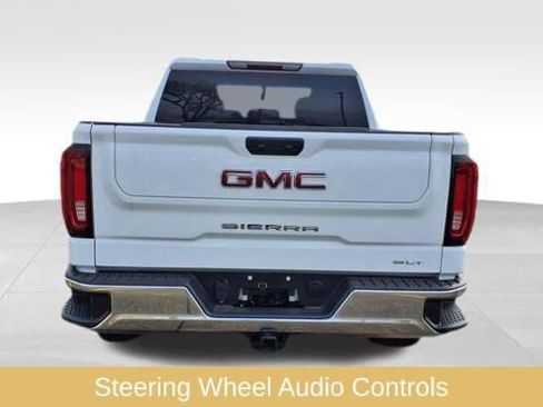 Used 2025 GMC Sierra 1500 SLT image 10
