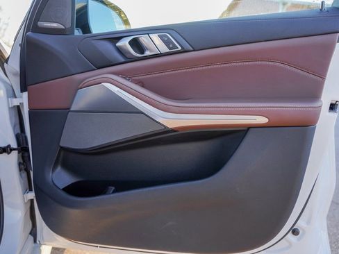 Used 2023 BMW X5 xDrive45e w/ M Sport Package image 37