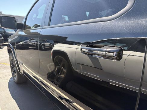 Certified 2022 RAM 1500 Laramie AWD/4WD image 11