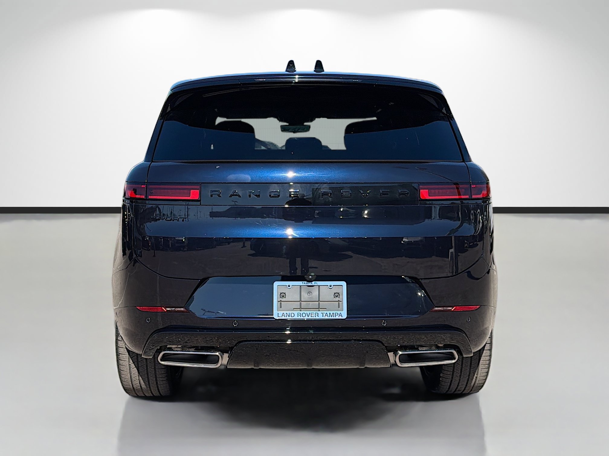 New 2026 Land Rover Range Rover Sport Dynamic SE AWD/4WD image 4